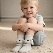Lade das Bild in den Galerie-Viewer, Huggy Socken für Kinder - Nie wieder kalte Füße – Kinder lieben diese Kuschel-Socken