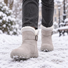 Lade das Bild in den Galerie-Viewer, ThermoHug – Ergonomische, wasserdicht & rutschfest Barfuß-Winterstiefel