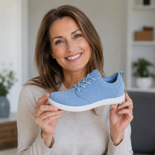Lade das Bild in den Galerie-Viewer, FeelFree – Extra breite Komfort-Sneaker | Entlastung bei Hallux &amp; schmerzenden Füßen
