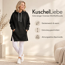 Lade das Bild in den Galerie-Viewer, KuschelLiebe – extra langer Oversize-Wohlfühlhoodie | deckenweich, warm &amp; vorteilhaft geschnitten
