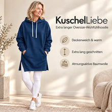 Lade das Bild in den Galerie-Viewer, KuschelLiebe – extra langer Oversize-Wohlfühlhoodie | deckenweich, warm &amp; vorteilhaft geschnitten
