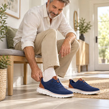 Lade das Bild in den Galerie-Viewer, FeelFree Gentleman – orthopädischer Herren-Komfortschuh | federleicht, dämpfend &amp; einfach anzuziehen
