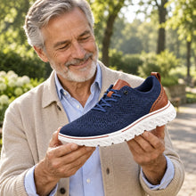 Lade das Bild in den Galerie-Viewer, FeelFree Gentleman – orthopädischer Herren-Komfortschuh | federleicht, dämpfend &amp; einfach anzuziehen
